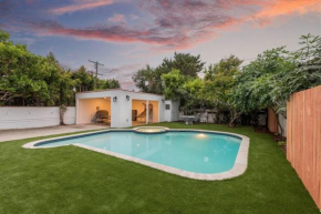 Luxurious Hancock Park Home 5BD w/Pool, Game Room!